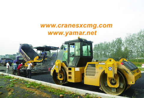XCMG road rollers working in Henan XCMG road rollers working in Henan