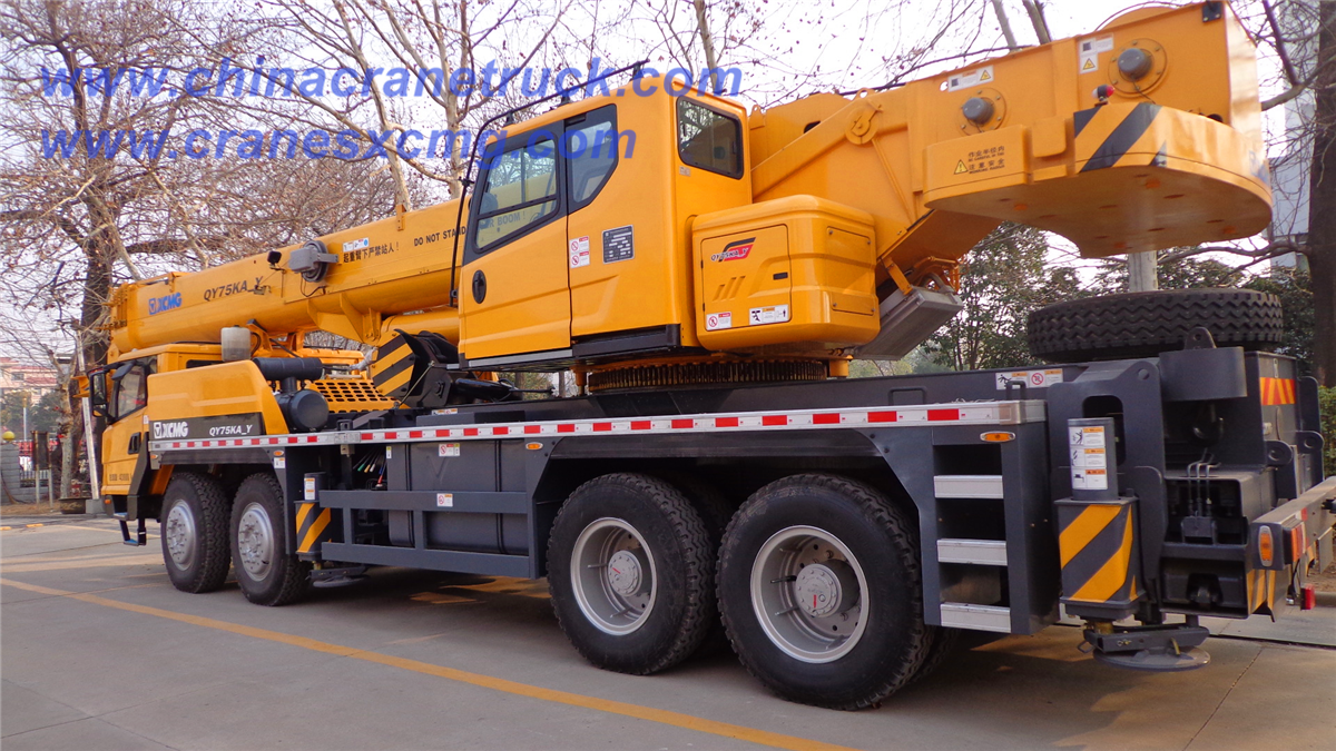 XCMG 75t right hand drive truck (1) XCMG 75t right hand drive truck (1)