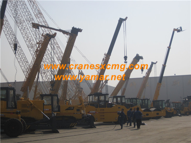 XCMG road roller, concrete machine, earth moving and trucks XCMG road roller, concrete machine, earth moving and trucks