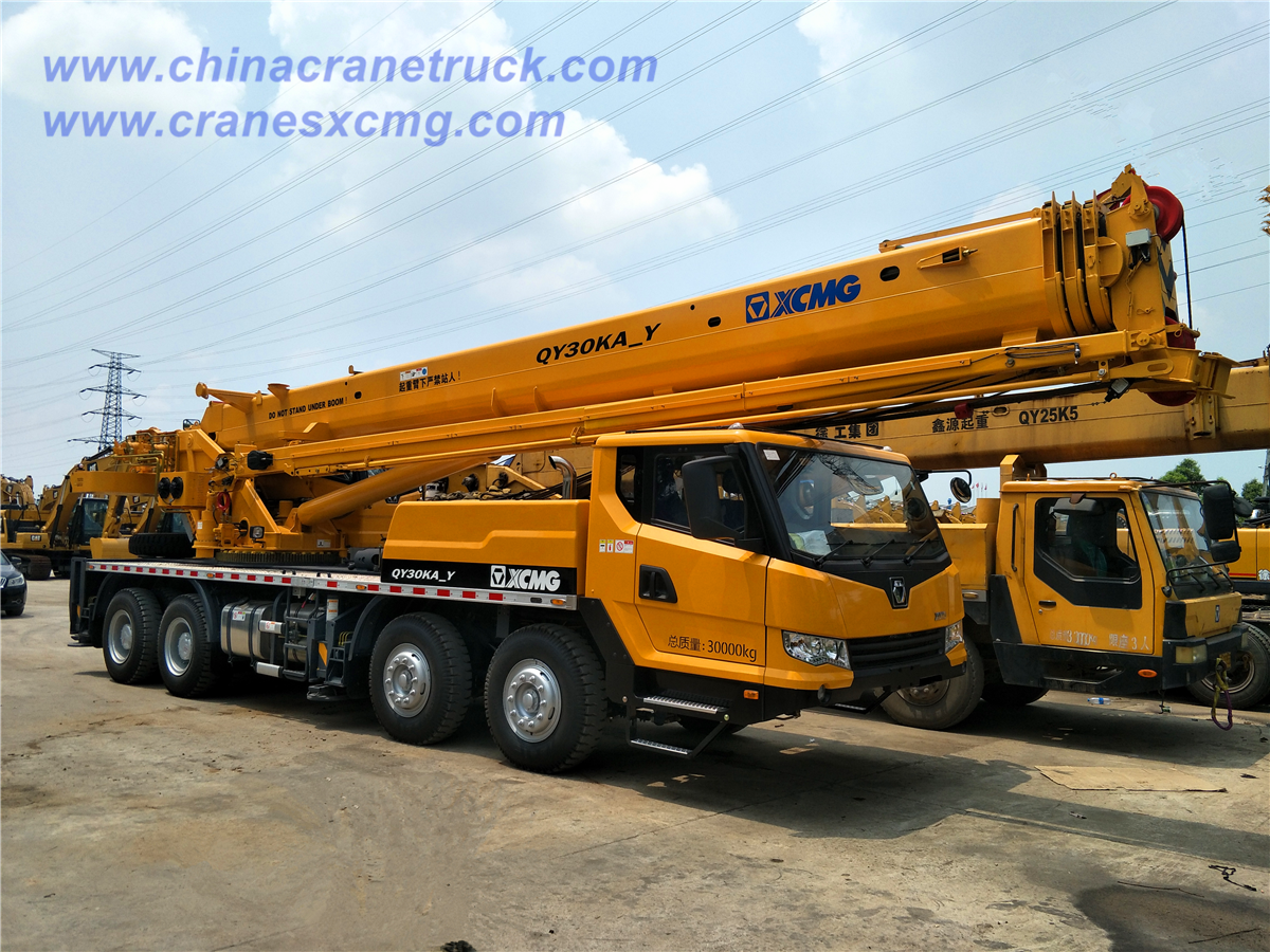 XCMG 30T RHD truck crane QY30KA_Y XCMG 30T RHD truck crane QY30KA_Y
