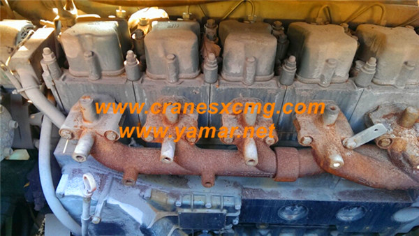 XCMG 65 ton used truck crane QY65K engine