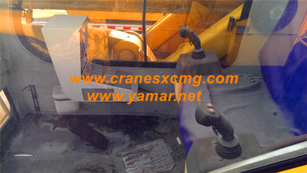 XCMG 65 ton used truck crane QY65K cab