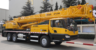 XCMG 30 ton truck crane XCT30