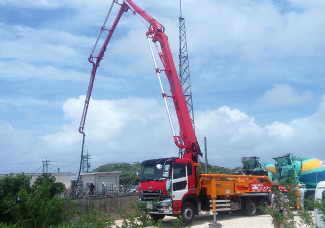 XCMG concrete mixing plant HZS270K
