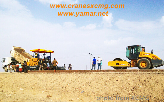 XCMG road building machinery working in Ethiopia-2