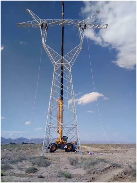 XCMG rough terrain crane at work.jpg