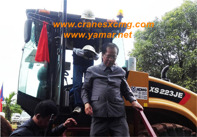 XCMG road building machinery 1