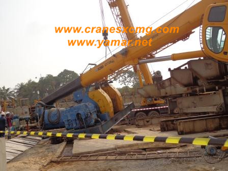 XCMG truck crane QY70K-I overturned (5)