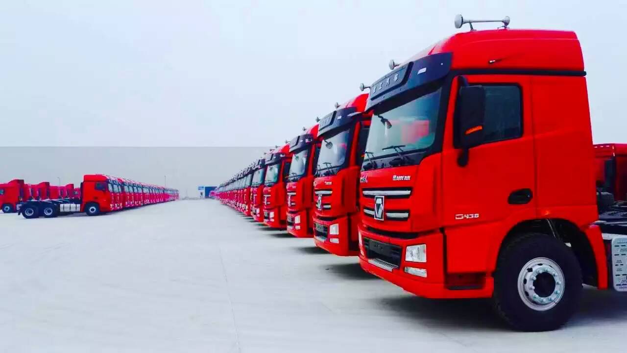XCMG HANVAN Truck Shining in 14th Beijing International Automotive Exhibition
