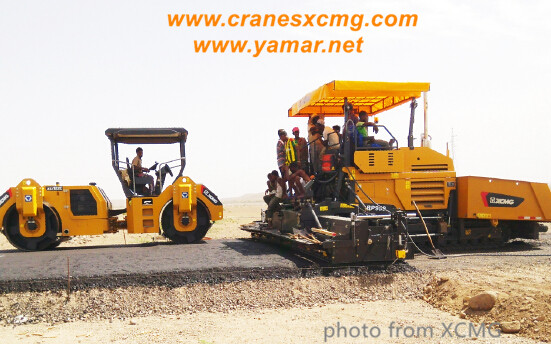 XCMG road building machinery working in Ethiopia-1