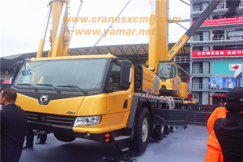 XCMG XCA1200 All Terrain Crane (1)