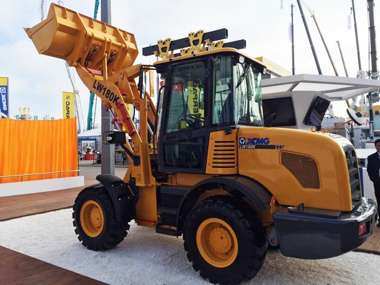 XCMG LW180K wheel loader