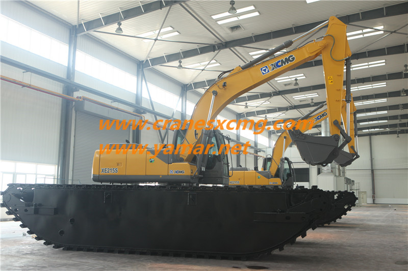 XCMG Amphibious Excavator (1)