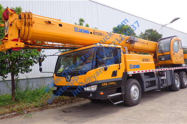 Customer order 25ton truck crane QY25K-II