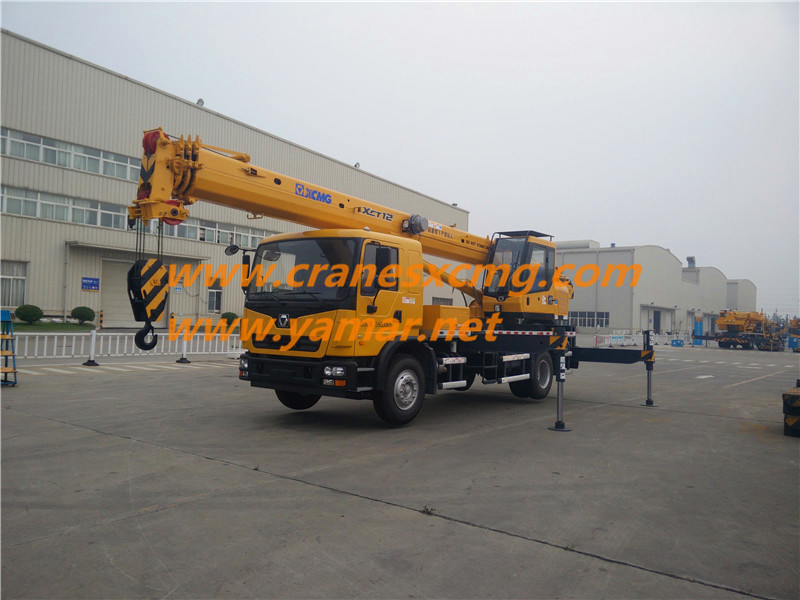 XCMG XCT12 truck crane
