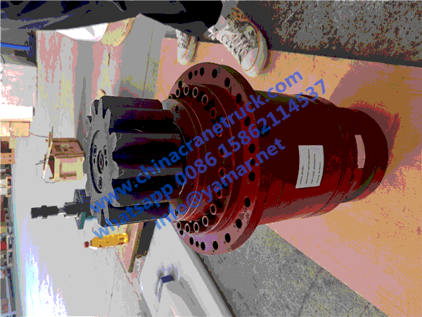 Customer order swing motor for his XCMG truck-mounted crane