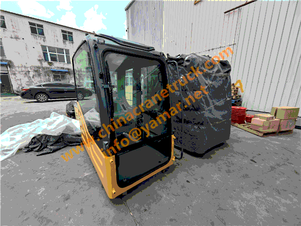 Customer order XCMG crawler excavator cab