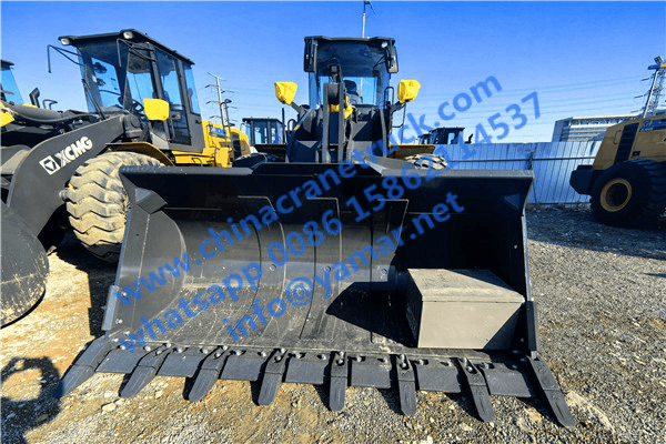 Customer order new XCMG 5 ton wheel loader ZL50GN